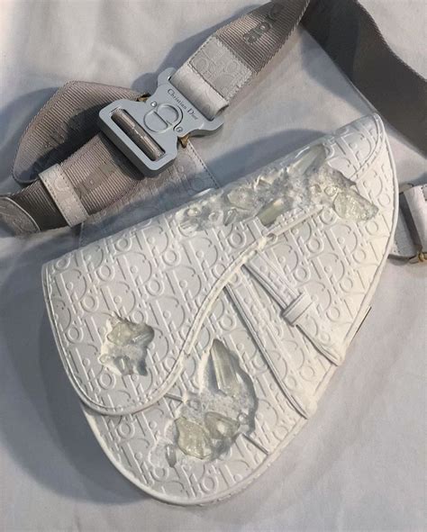 daniel arsham dior saddle bag|DIOR AND DANIEL ARSHAM .